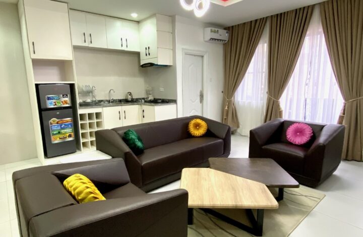 Nmesoma 2-Bedroom Luxury Apartment at Lucy and Jacobs